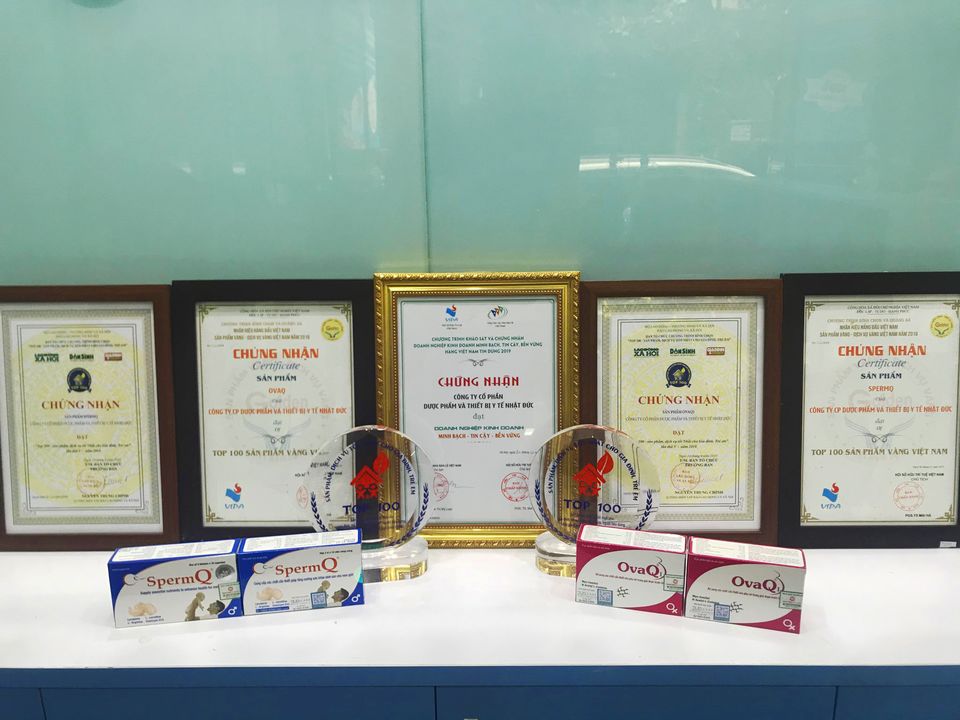 OvaQ1, SpermQ cùng Công ty CP Dược phẩm và Thiết bị Y tế Nhật Đức đã giành được nhiều giải thưởng danh giá do Cơ quan báo chí và Người tiêu dùng bình chọn